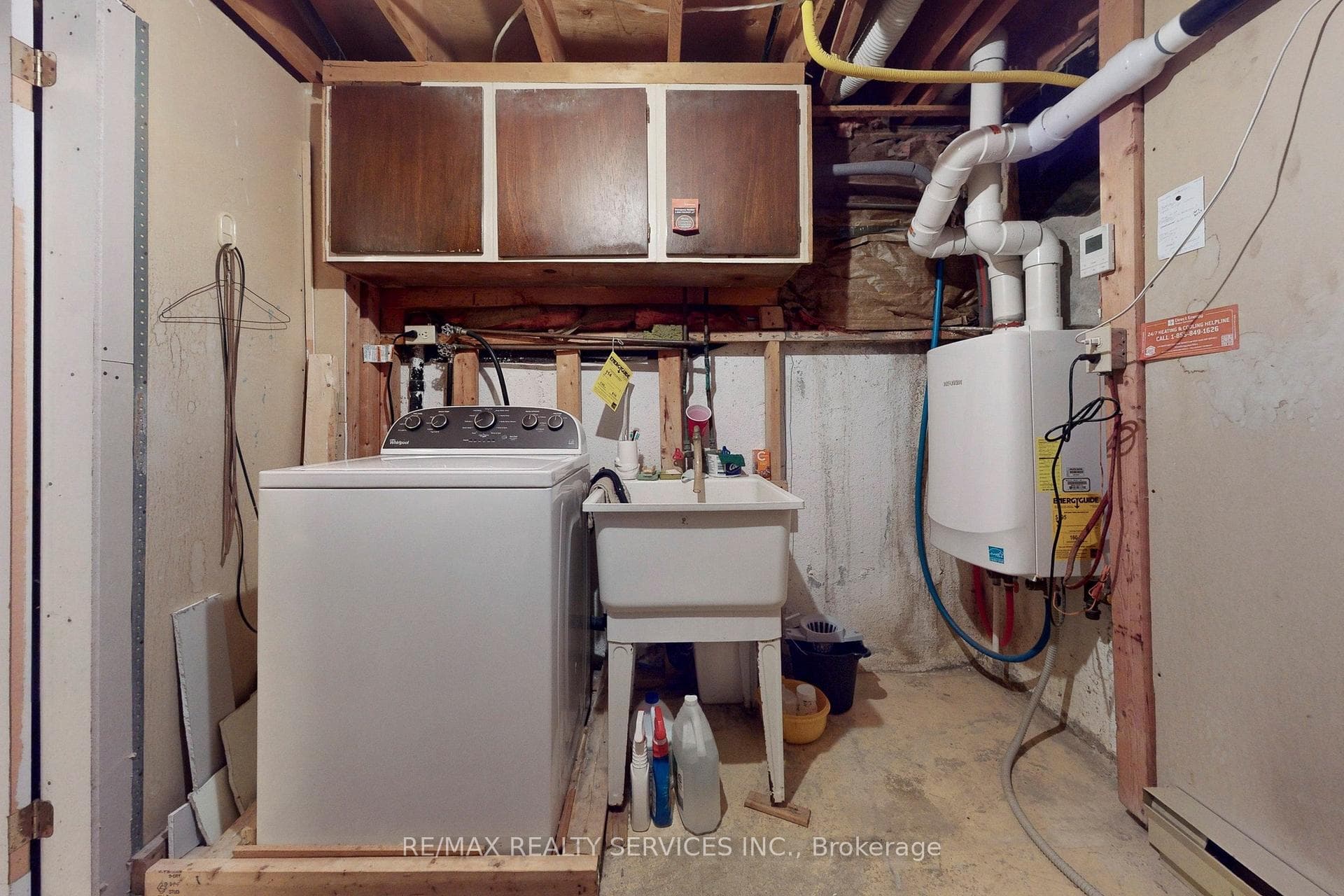 8 Gladstone Square photo 23