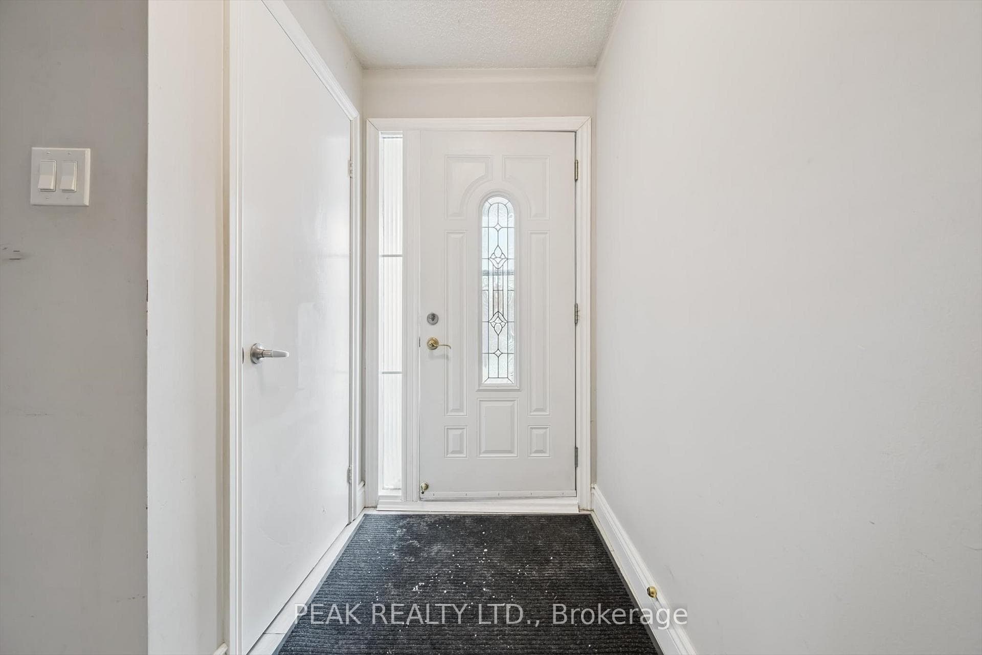 70 Daffodil Place photo 4