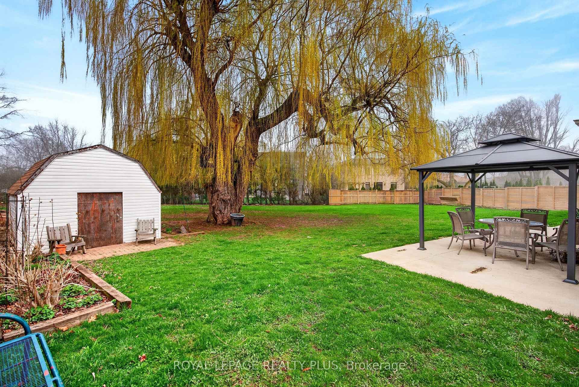 1332 Stanbury Road photo 41