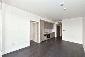 85 Mcmahon Drive Unit 2505 photo 4