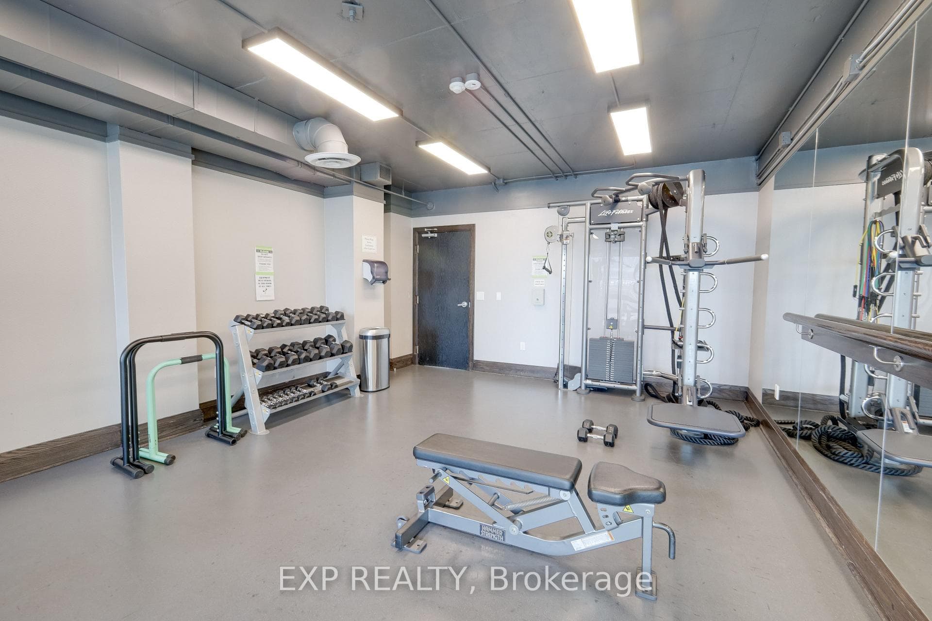 25 Lower Simcoe Street Unit 212 photo 24