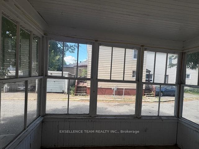 1 Menard Avenue photo 14