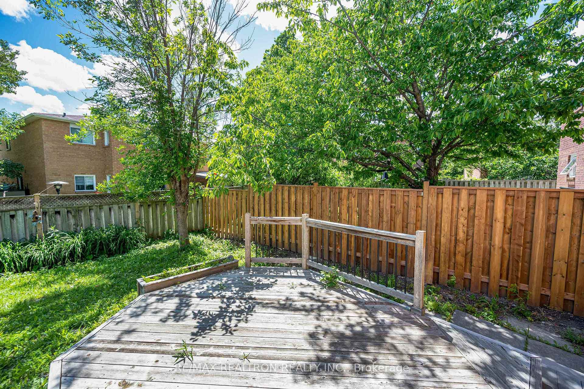 278 Bernard Avenue photo 43