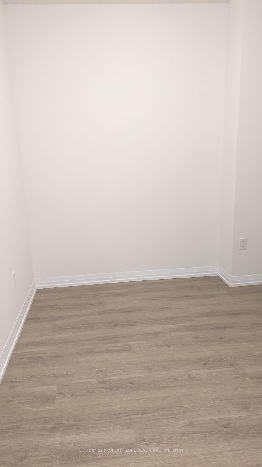 50 Dunfield Avenue Unit 813 photo 6