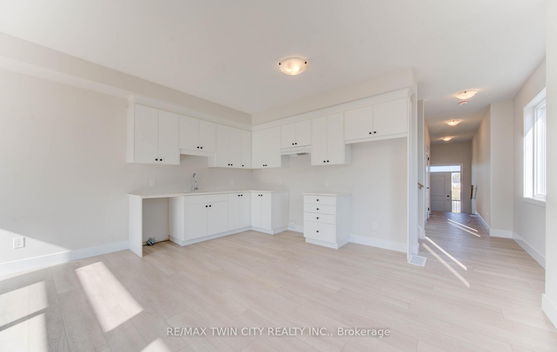 161 Dunnigan Drive photo 17
