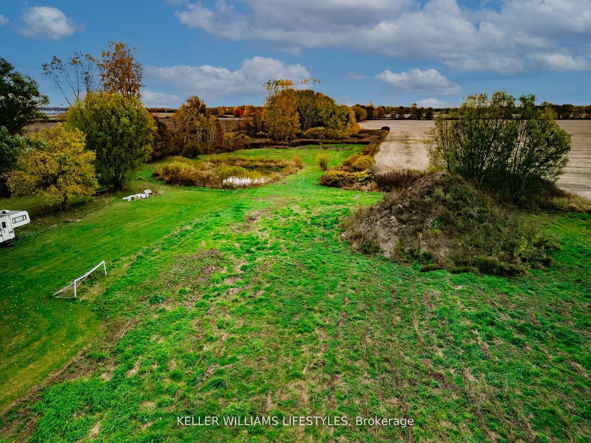 22681 Thames Road photo 5