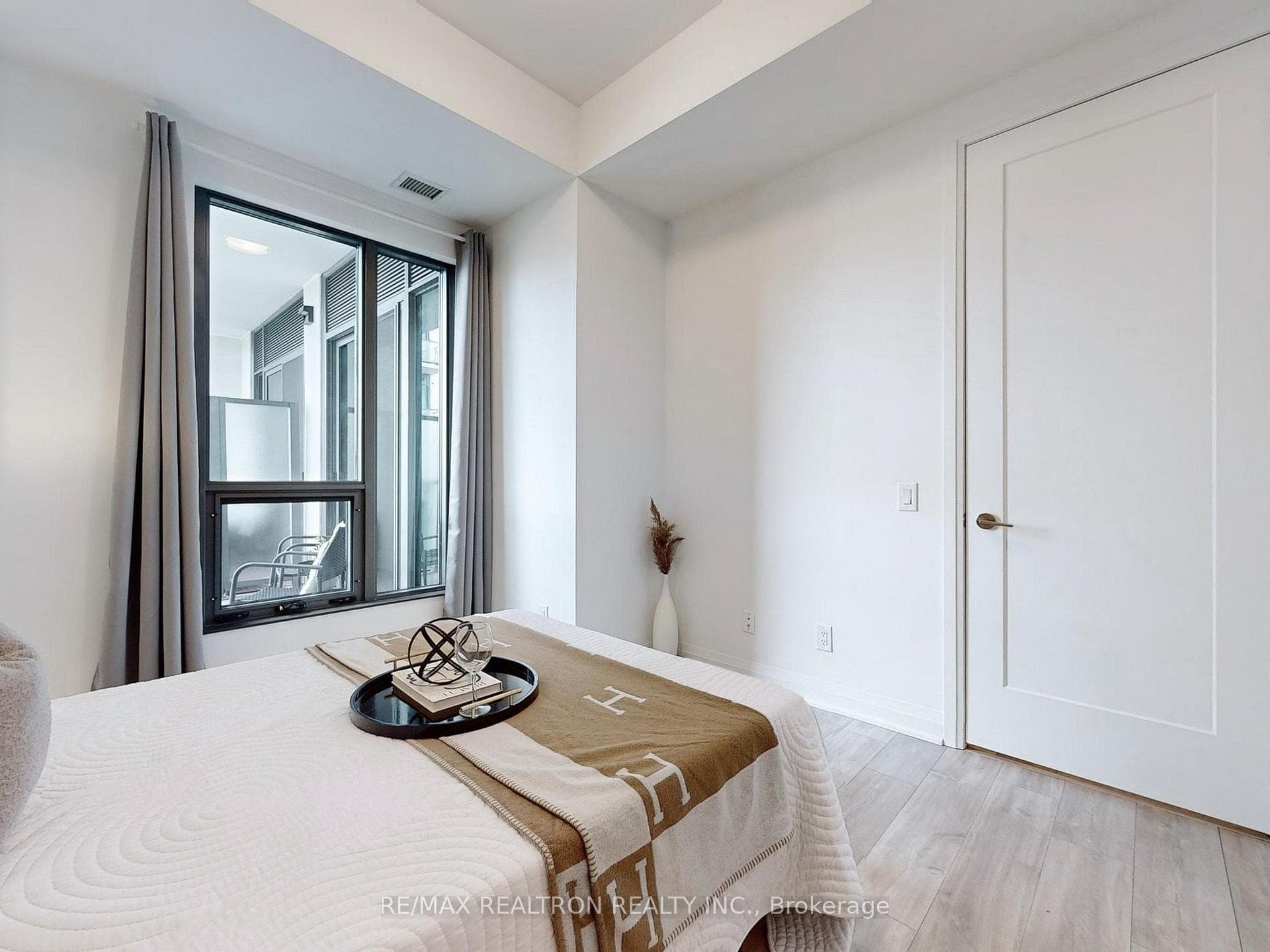 280 Howland Avenue Unit 629 photo 18