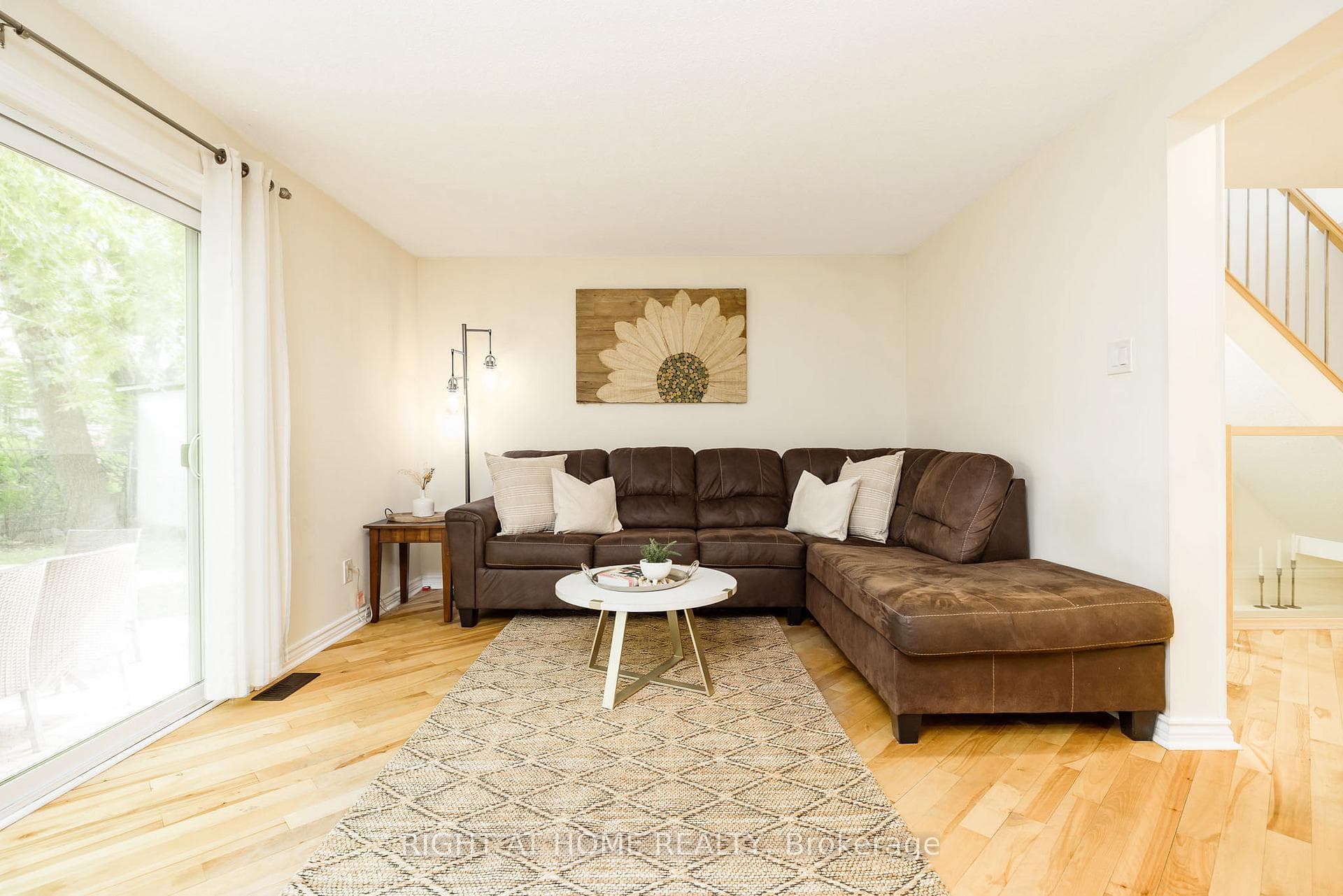 30 Berkshire Way photo 9