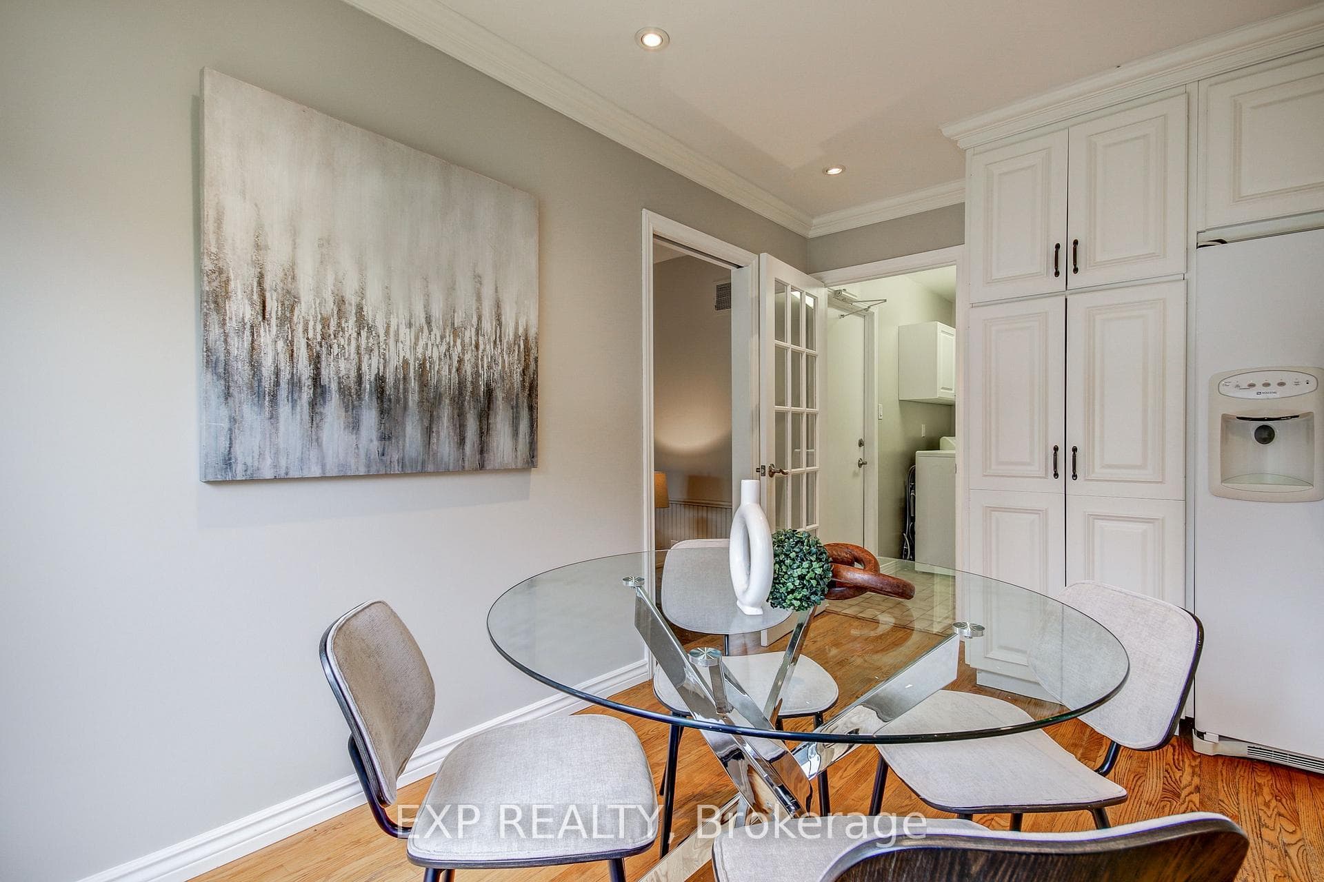 416 Scarlett Crescent photo 11