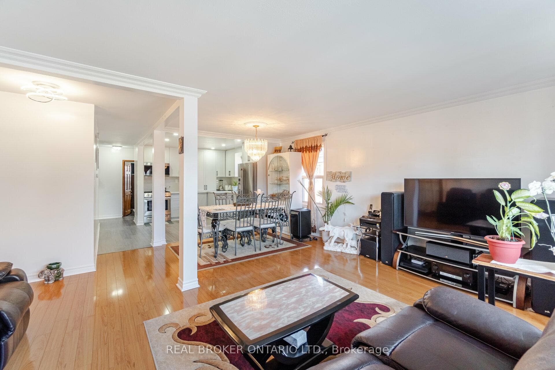 800 Brimley Road photo 9