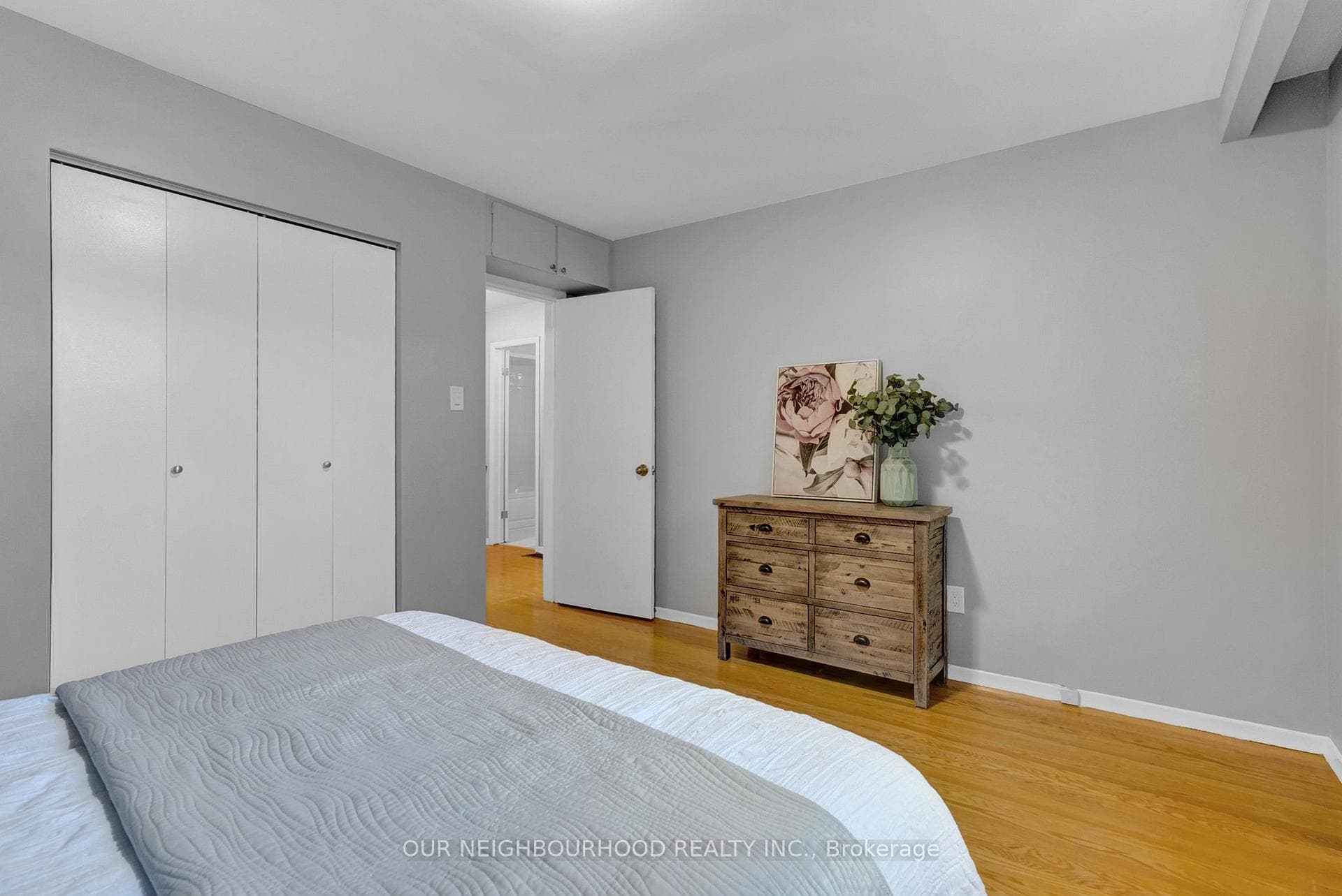 31 McCulley Street photo 3
