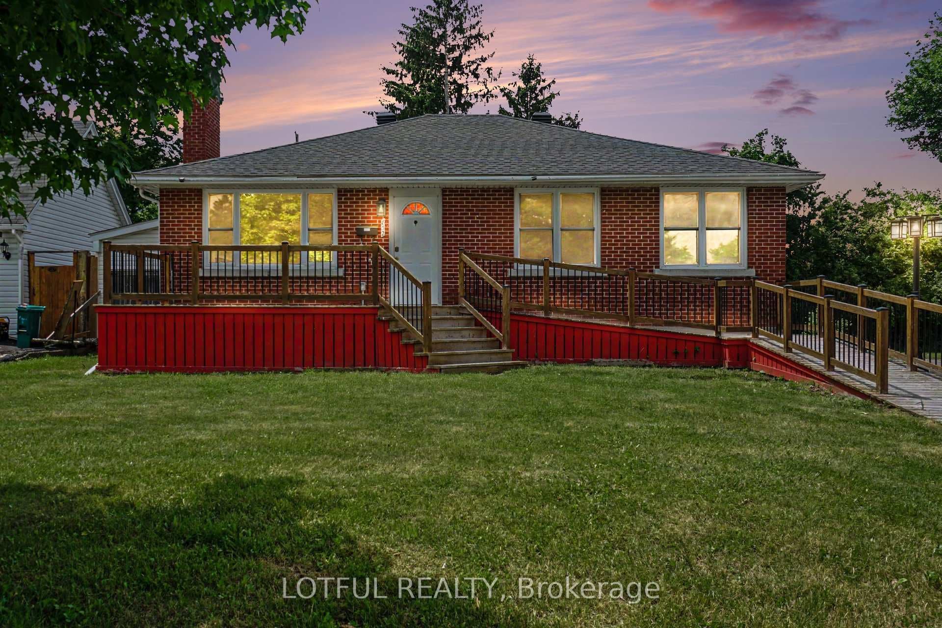 832 Rex Avenue photo 1