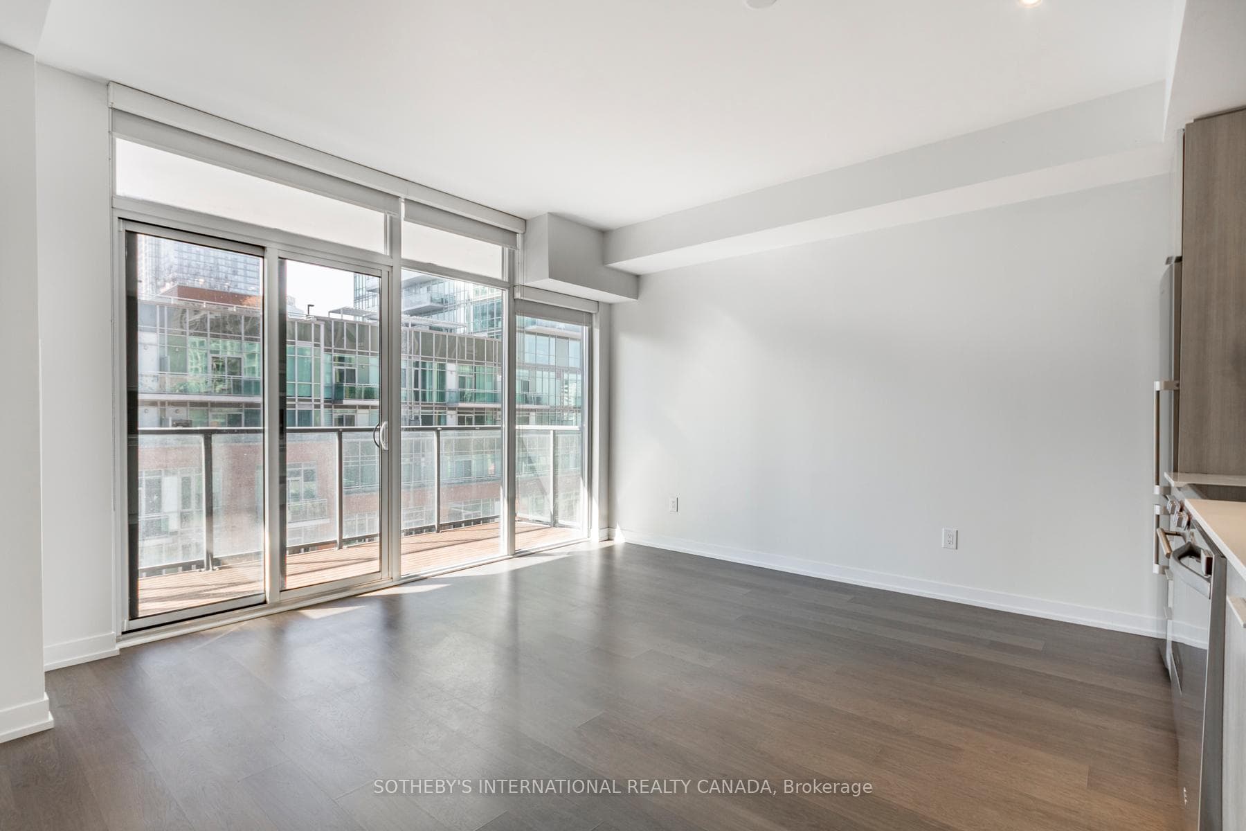 105 George Street Unit 713 photo 14