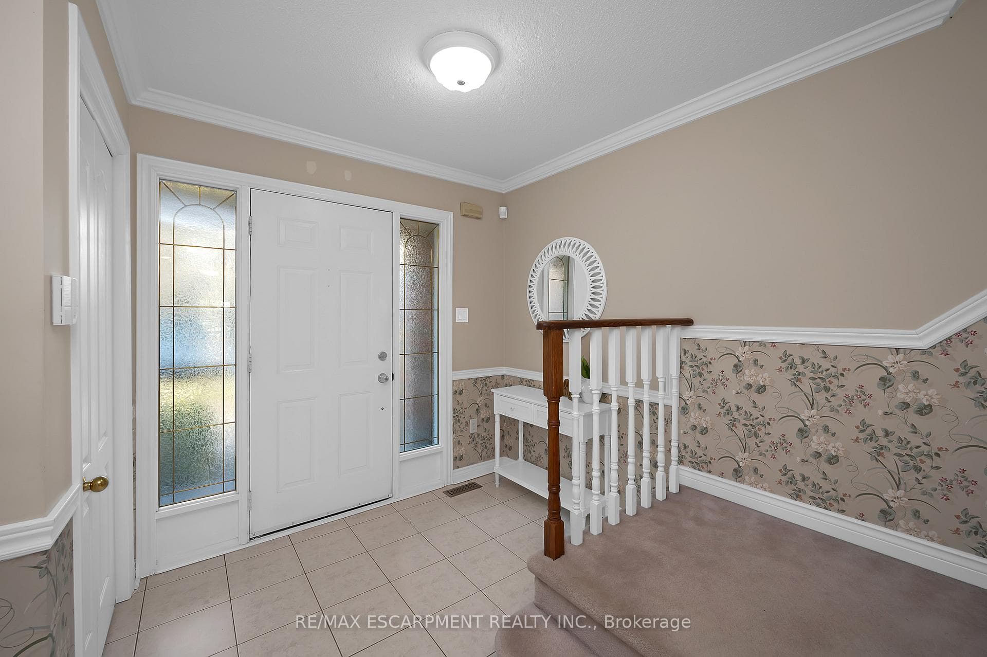 75 BANBURY Drive photo 5