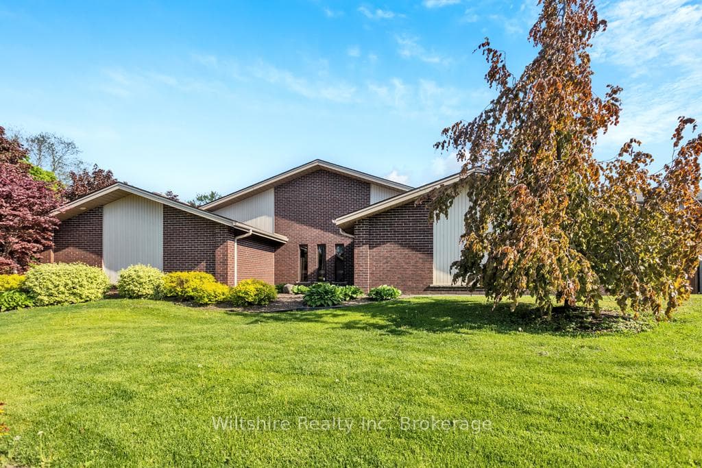 239 Ossian Terrace photo 30