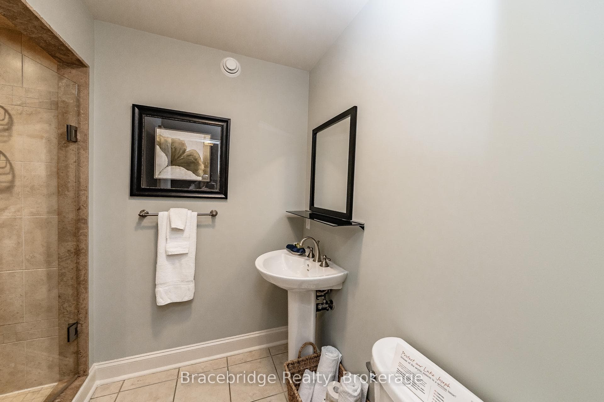3876 Muskoka Rd 118 Highway Unit Carling 2 W5 photo 22