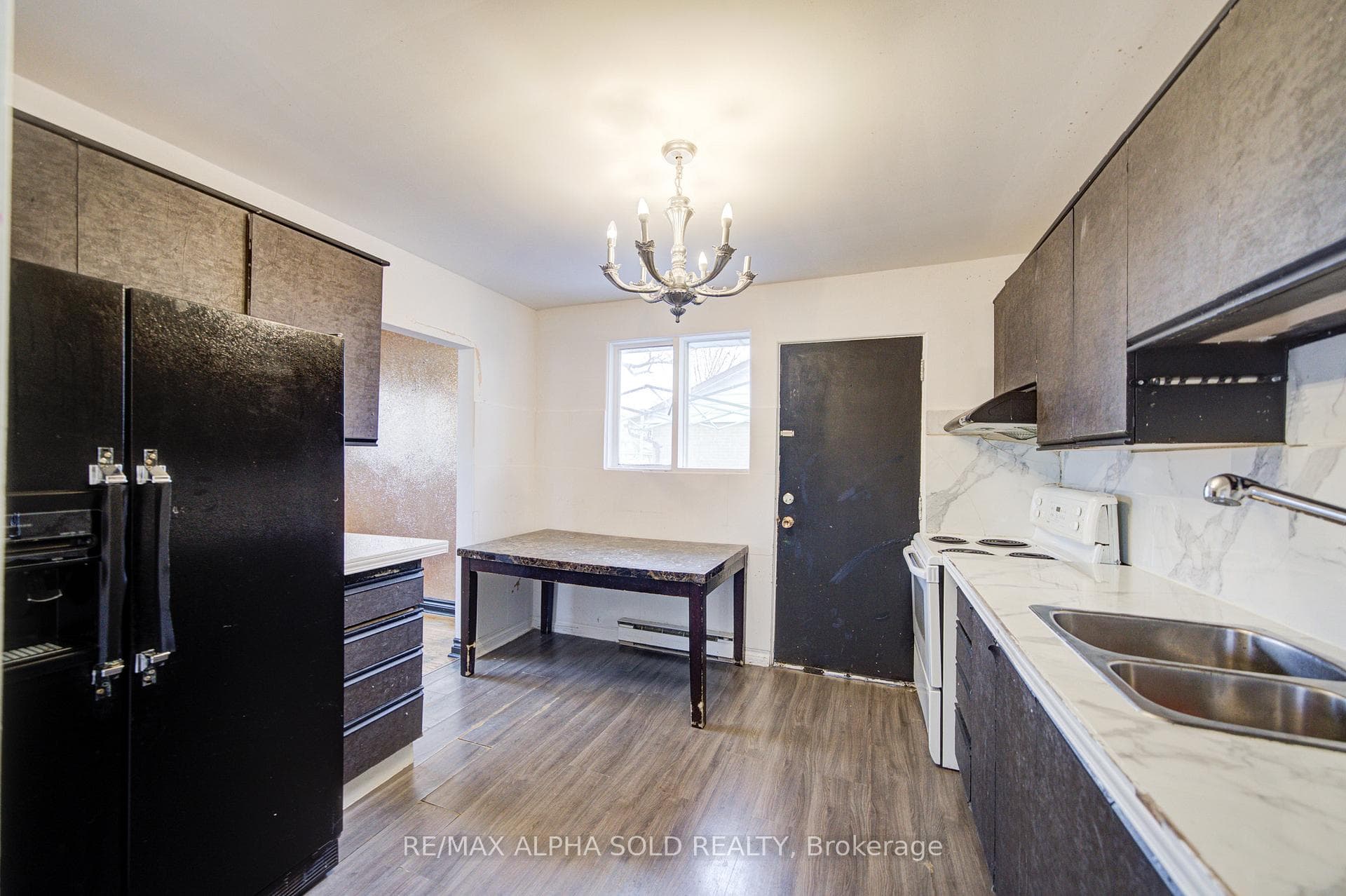 2 Lovering Road photo 14