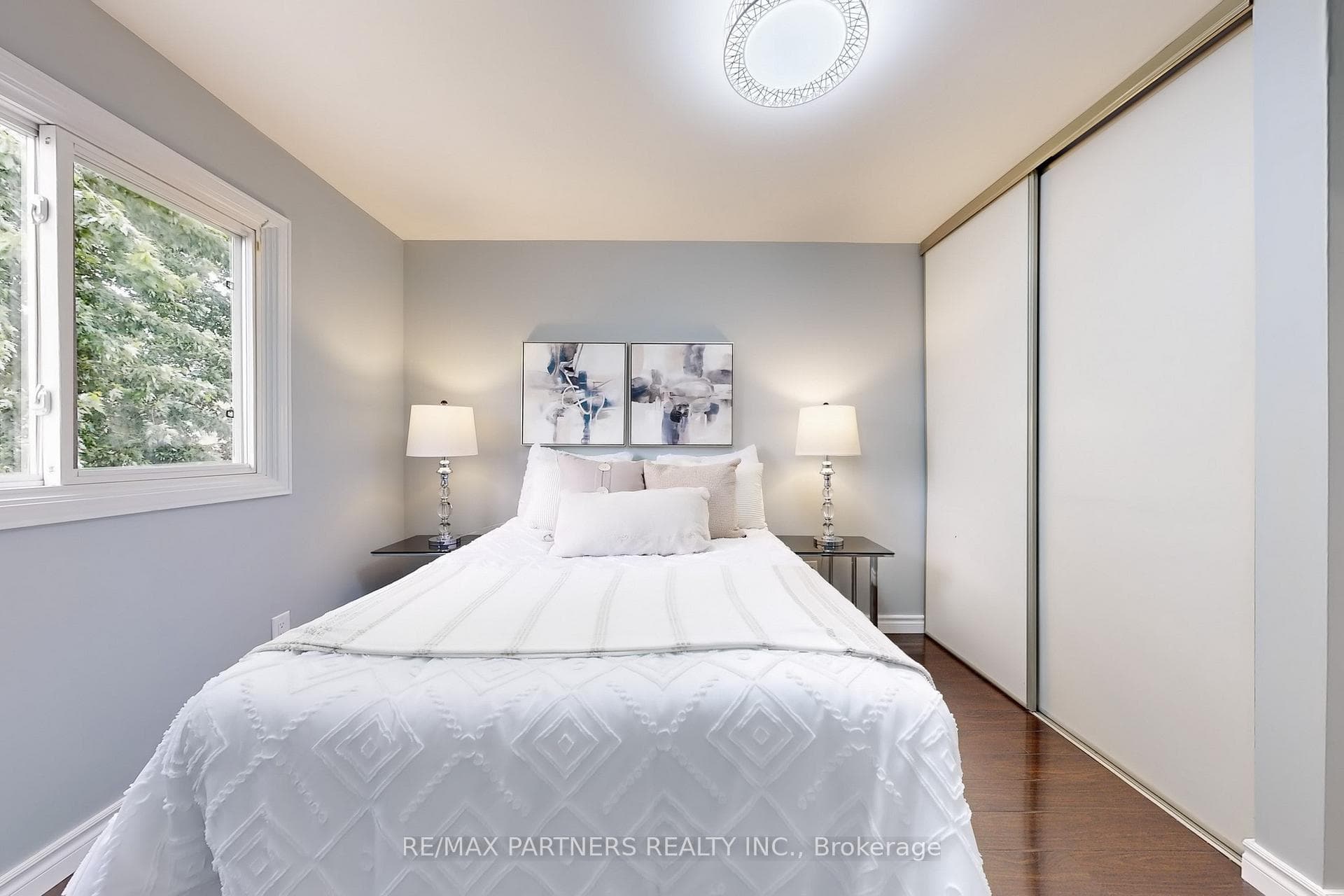 128 Bellrock Drive photo 28