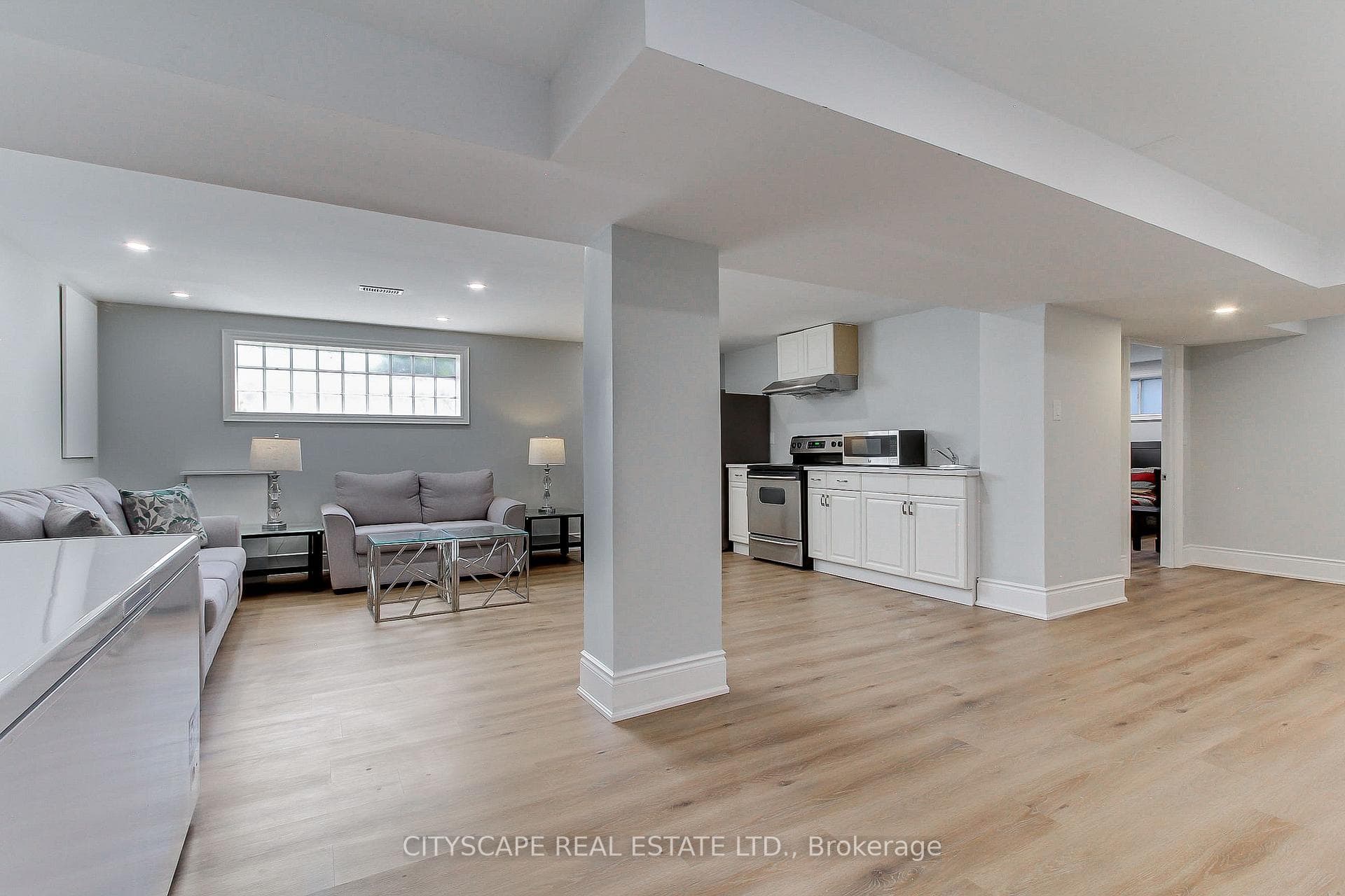 1543 Indian Grove photo 39