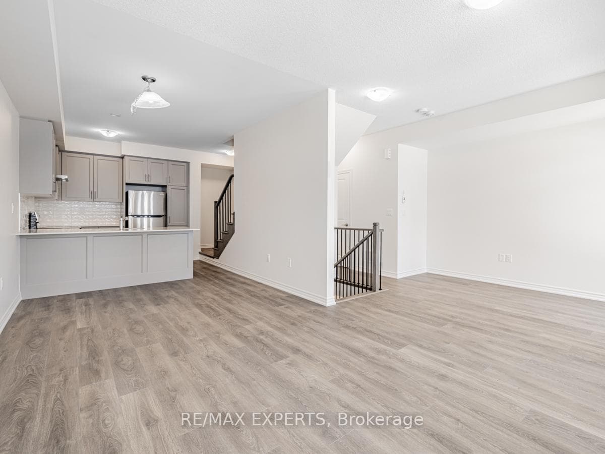16 Mel Irving Drive photo 15