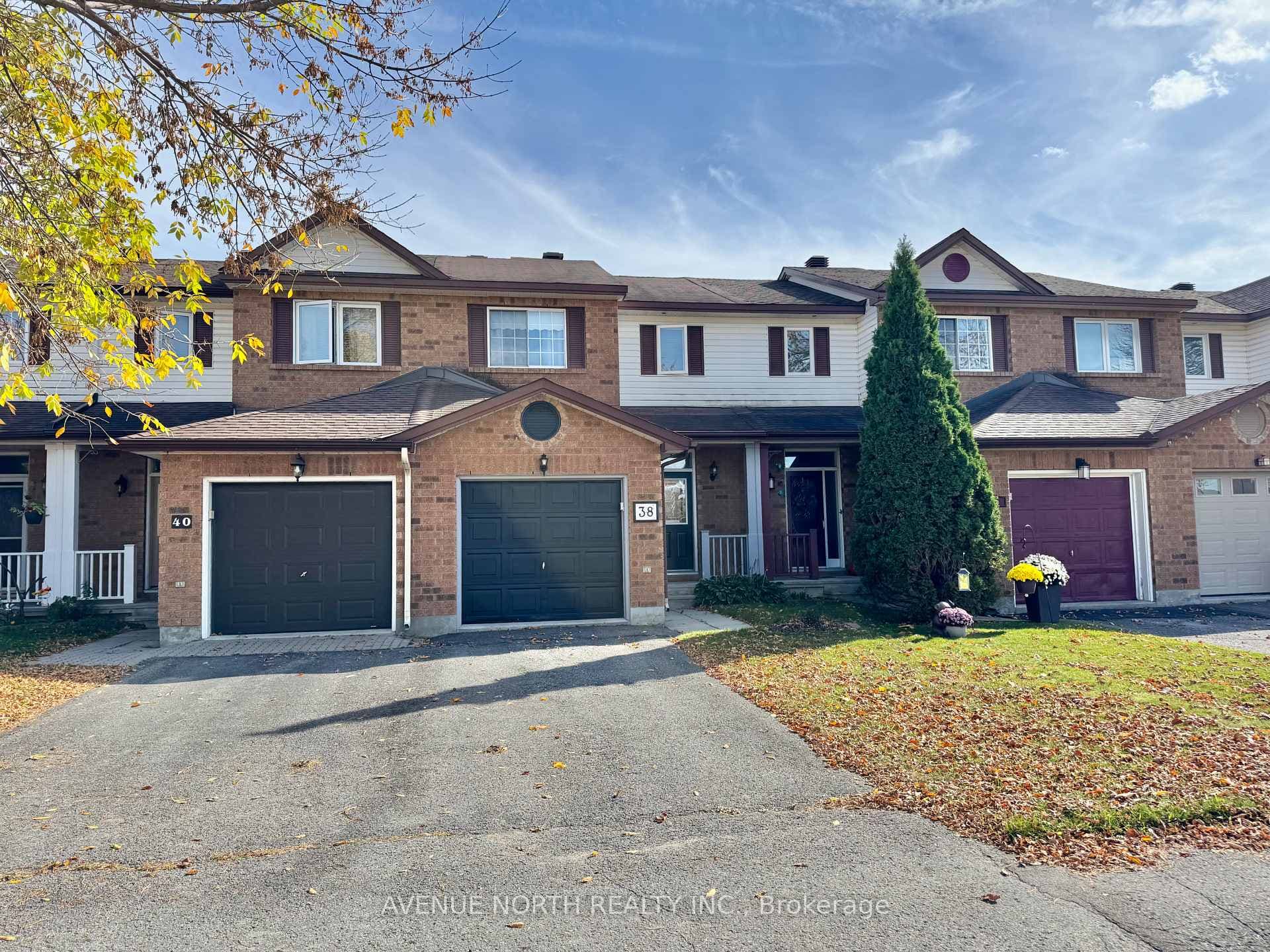 38 Bridgestone Drive photo 2