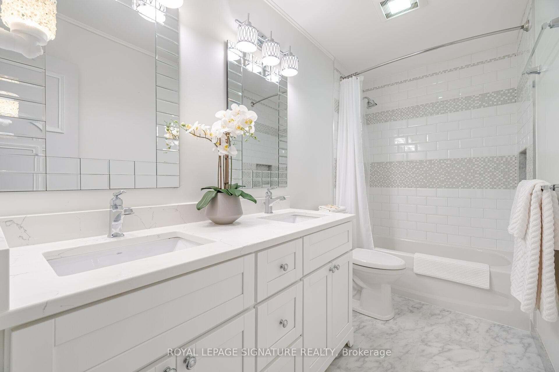 342 Catharine Street photo 26