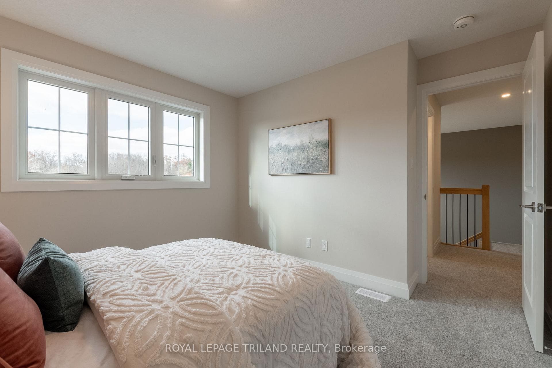 4 Allister Drive photo 27