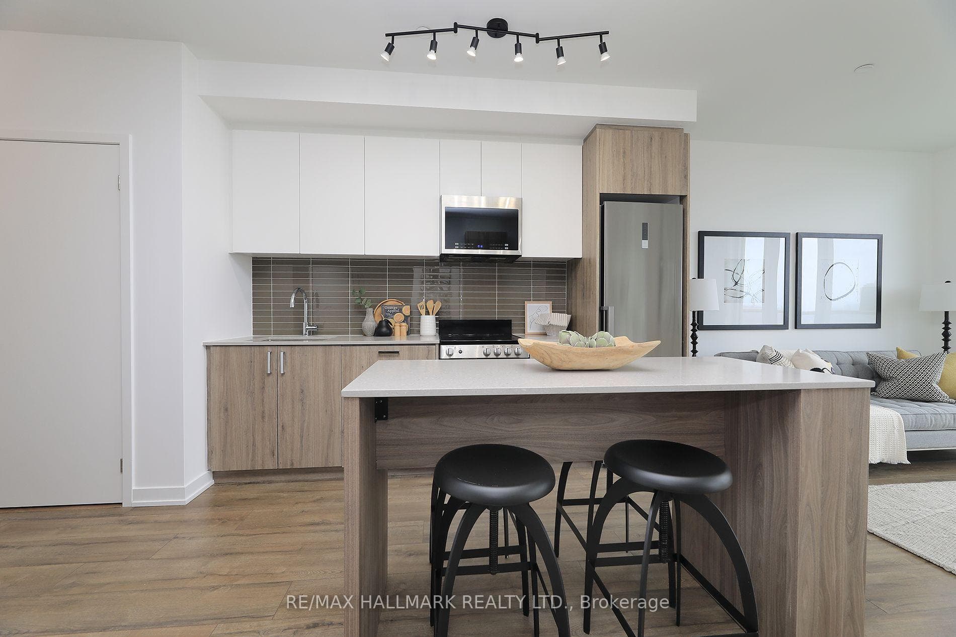 1787 St. Clair Avenue Unit 1111 photo 10