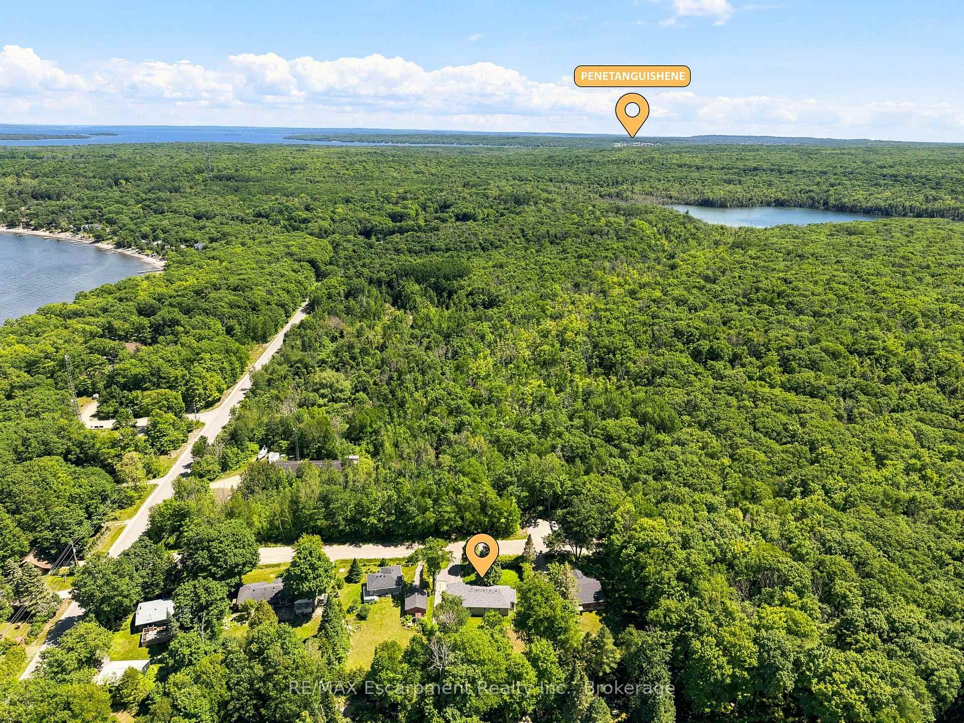 16 Hiawatha Road photo 39