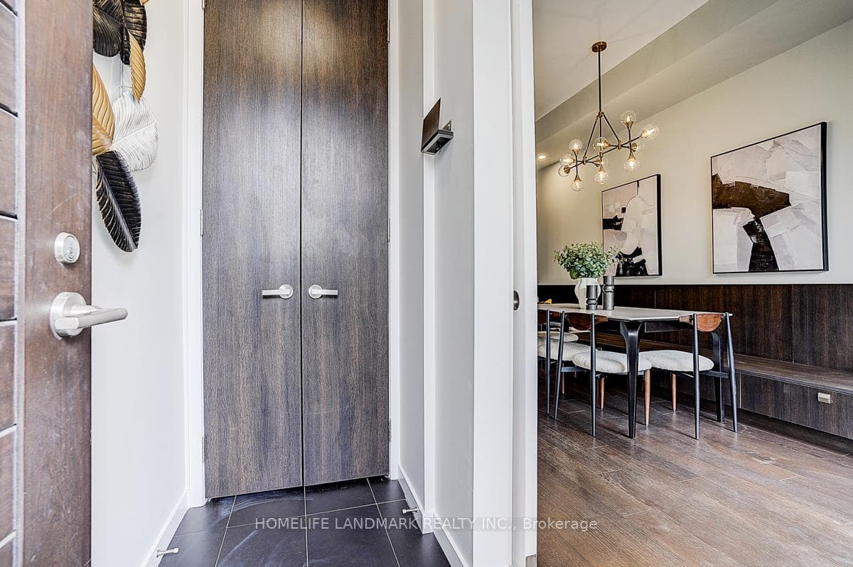 295 Roxton Road photo 2