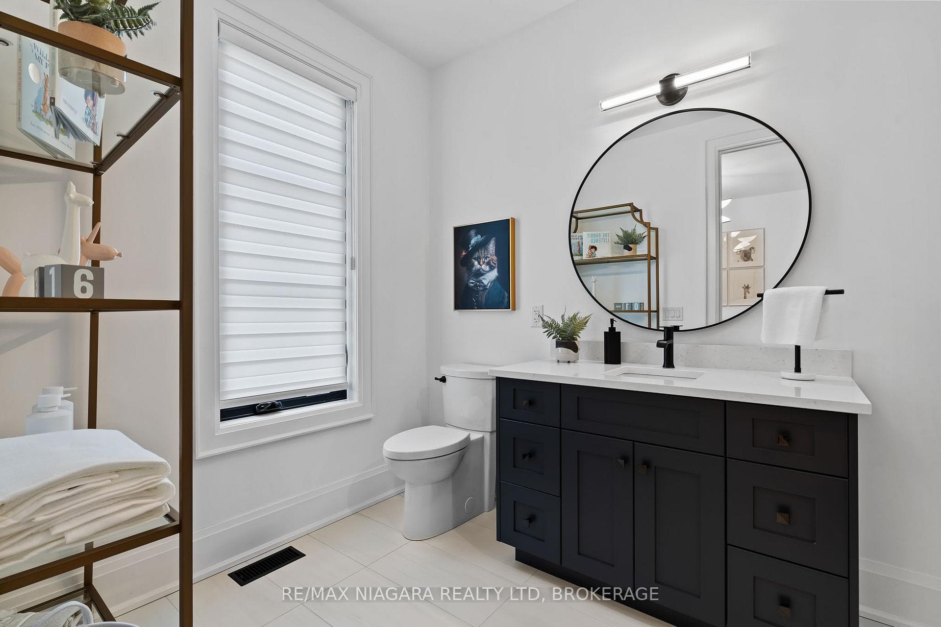 Bedroom 4 Private Ensuite