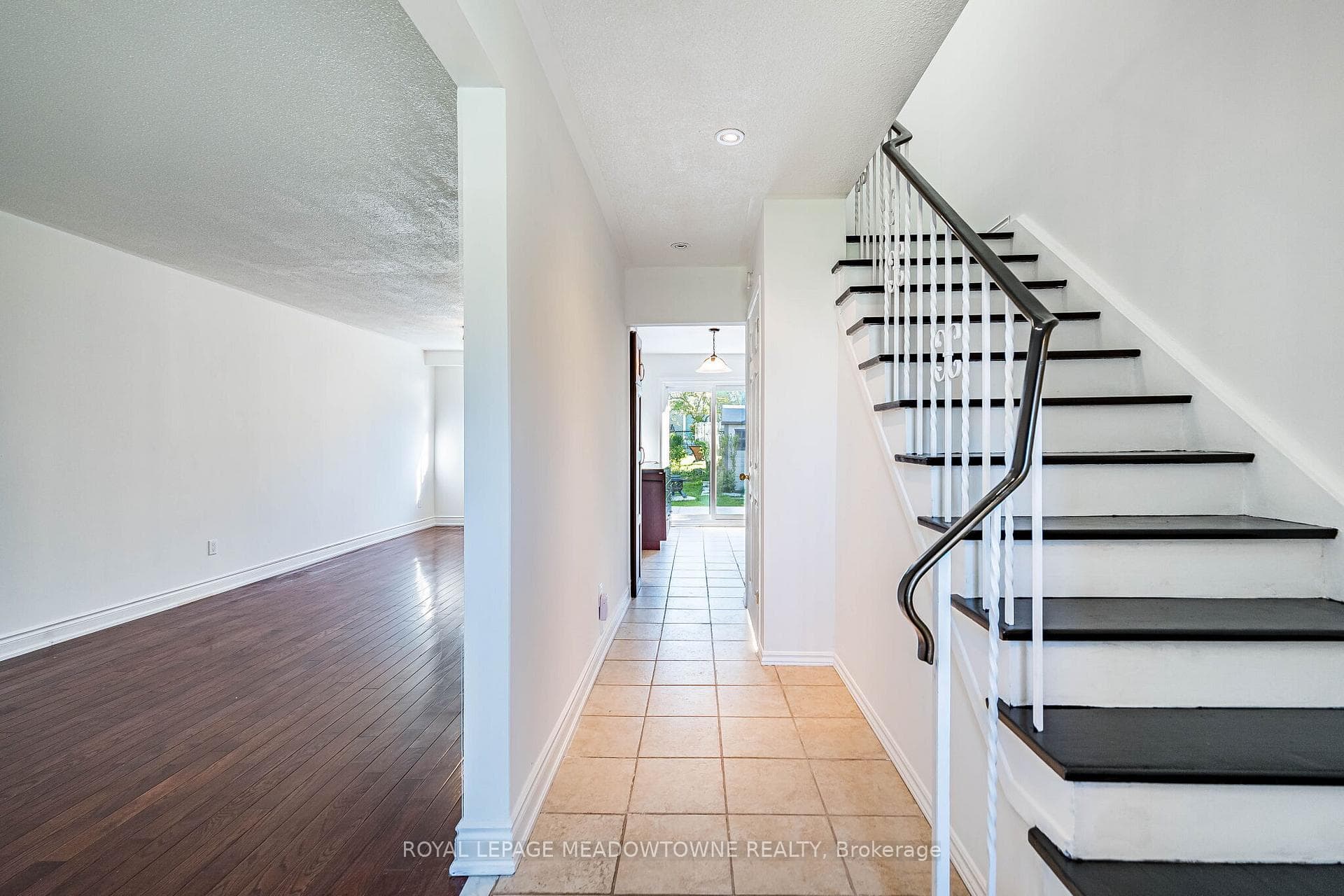 2155 Pashak Court photo 5