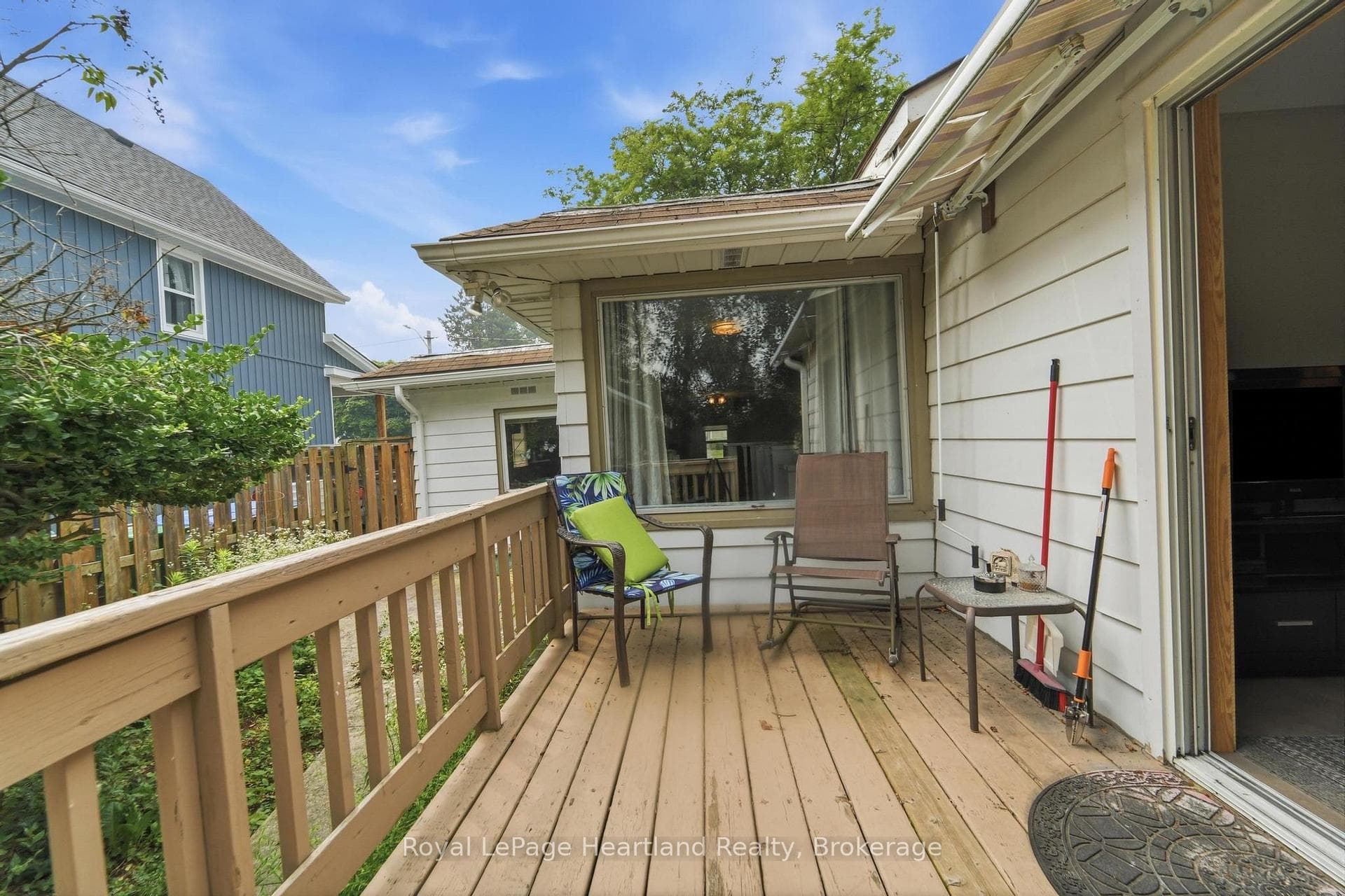 175 BROCK Street photo 37
