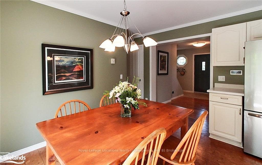 13 COUNTRY Crescent photo 18