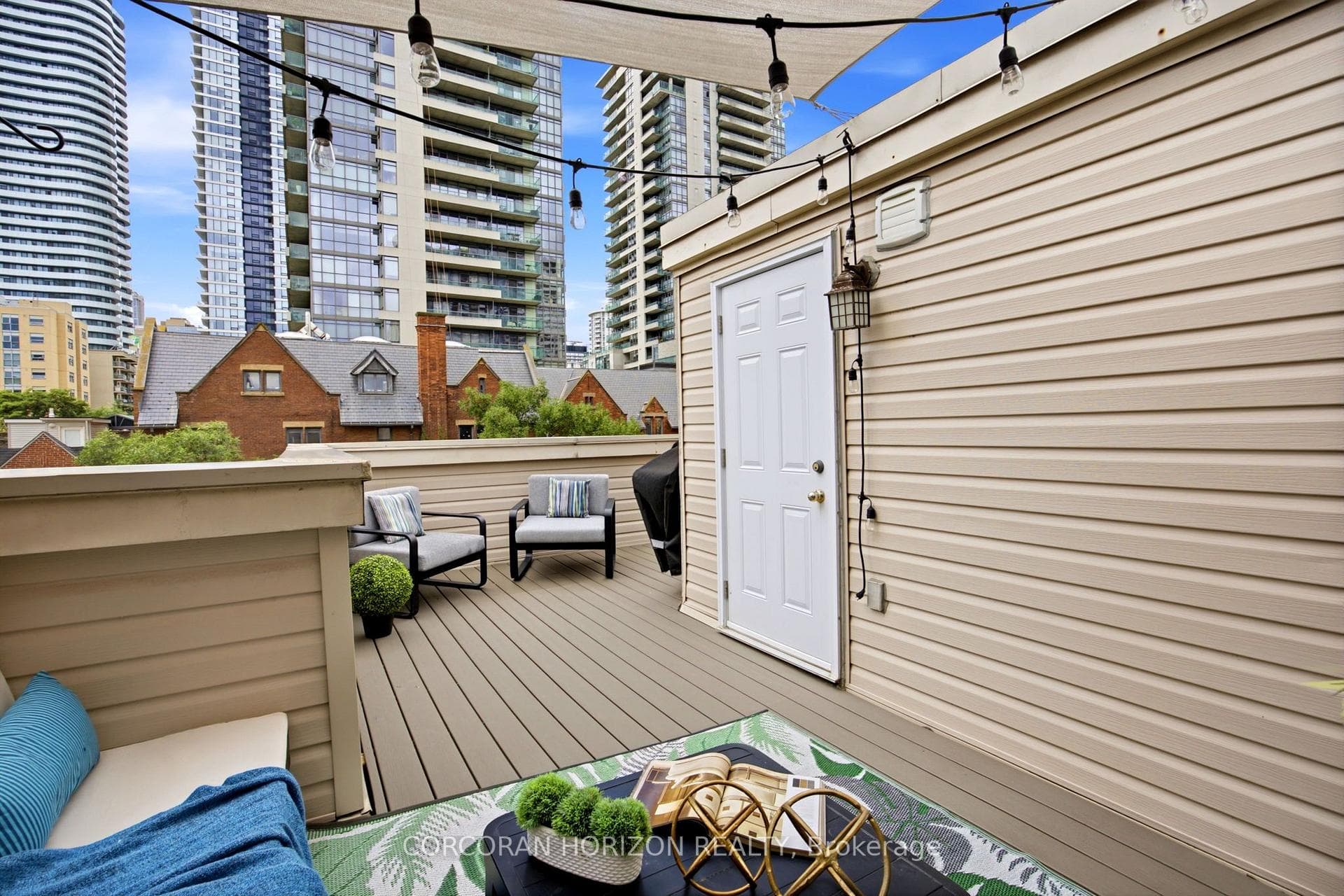 415 Jarvis Street Unit 301 photo 28