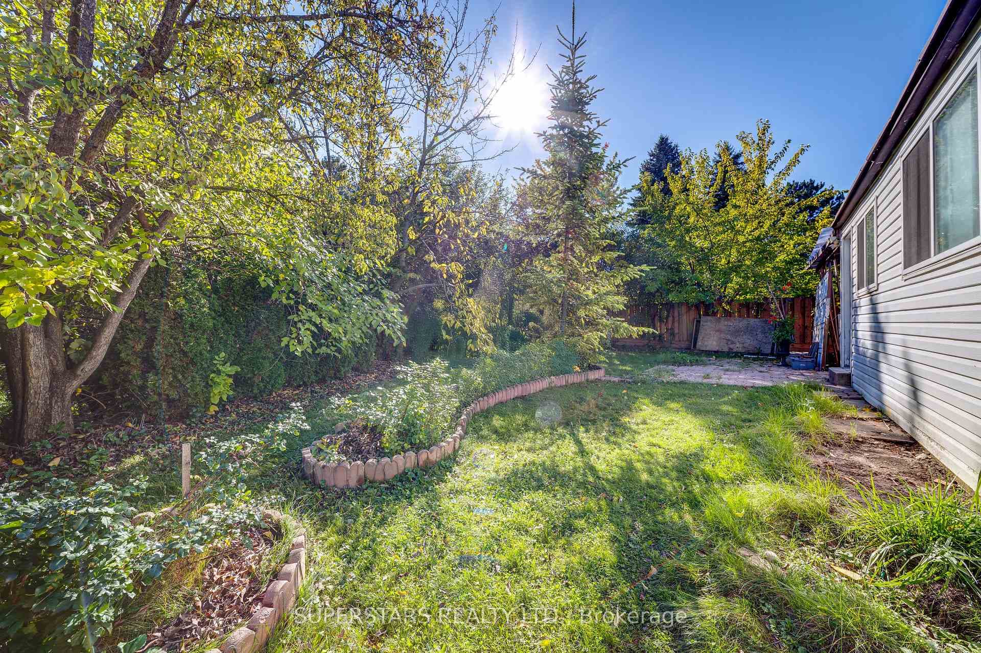 24 Keon Place photo 40