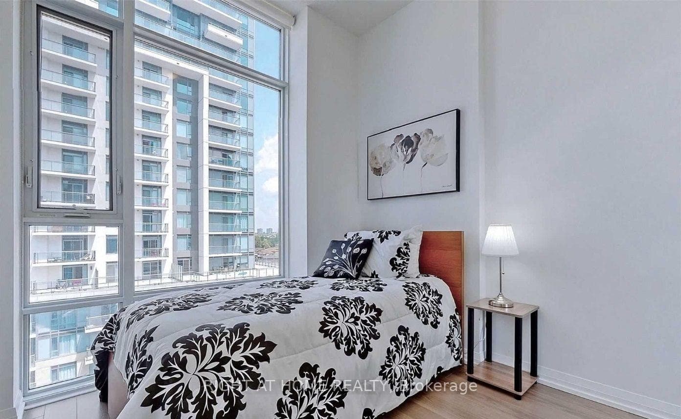 55 Ann O'Reilly Road Unit PH23 photo 8