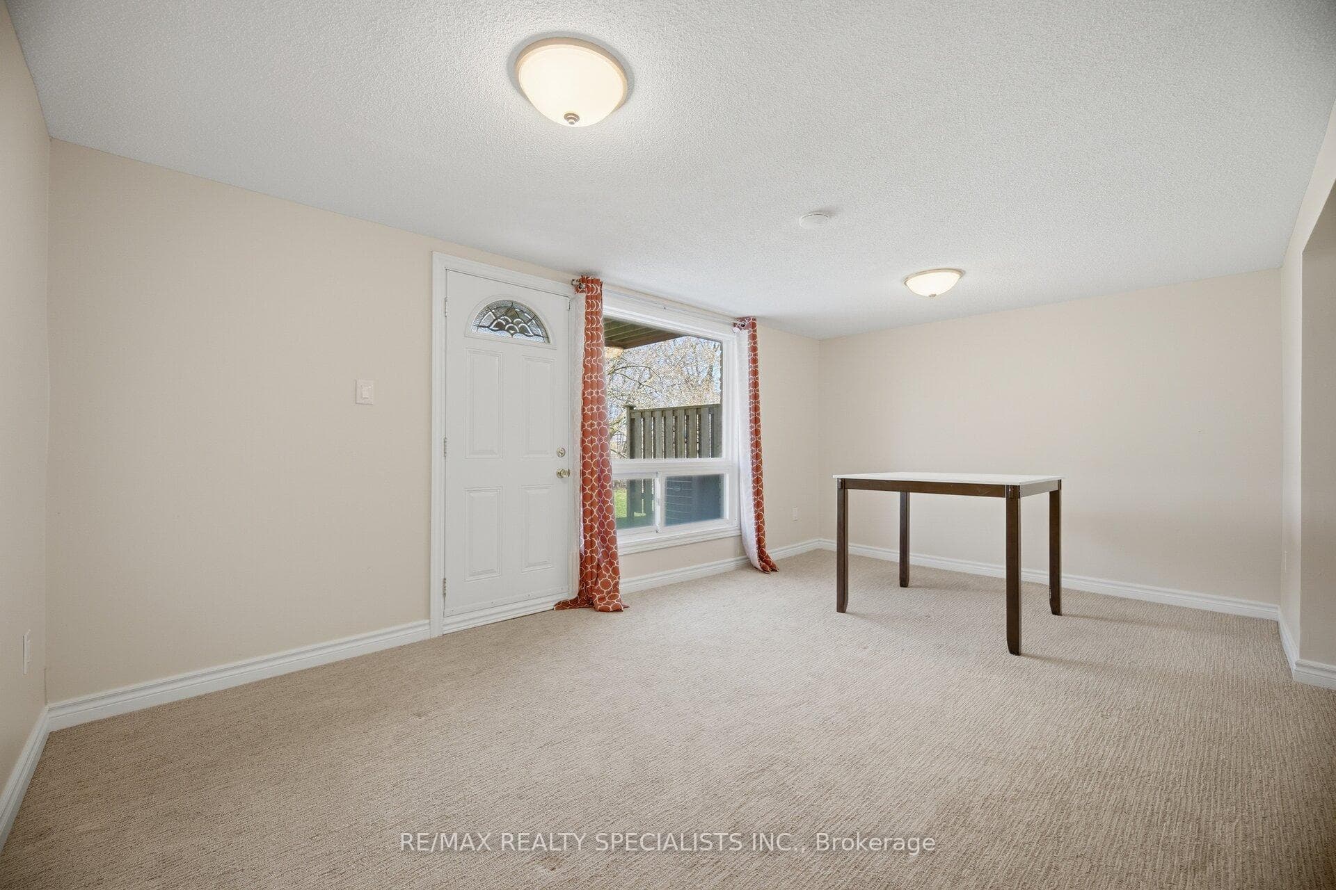 701 Burnhamthorpe Road Unit 106 photo 39