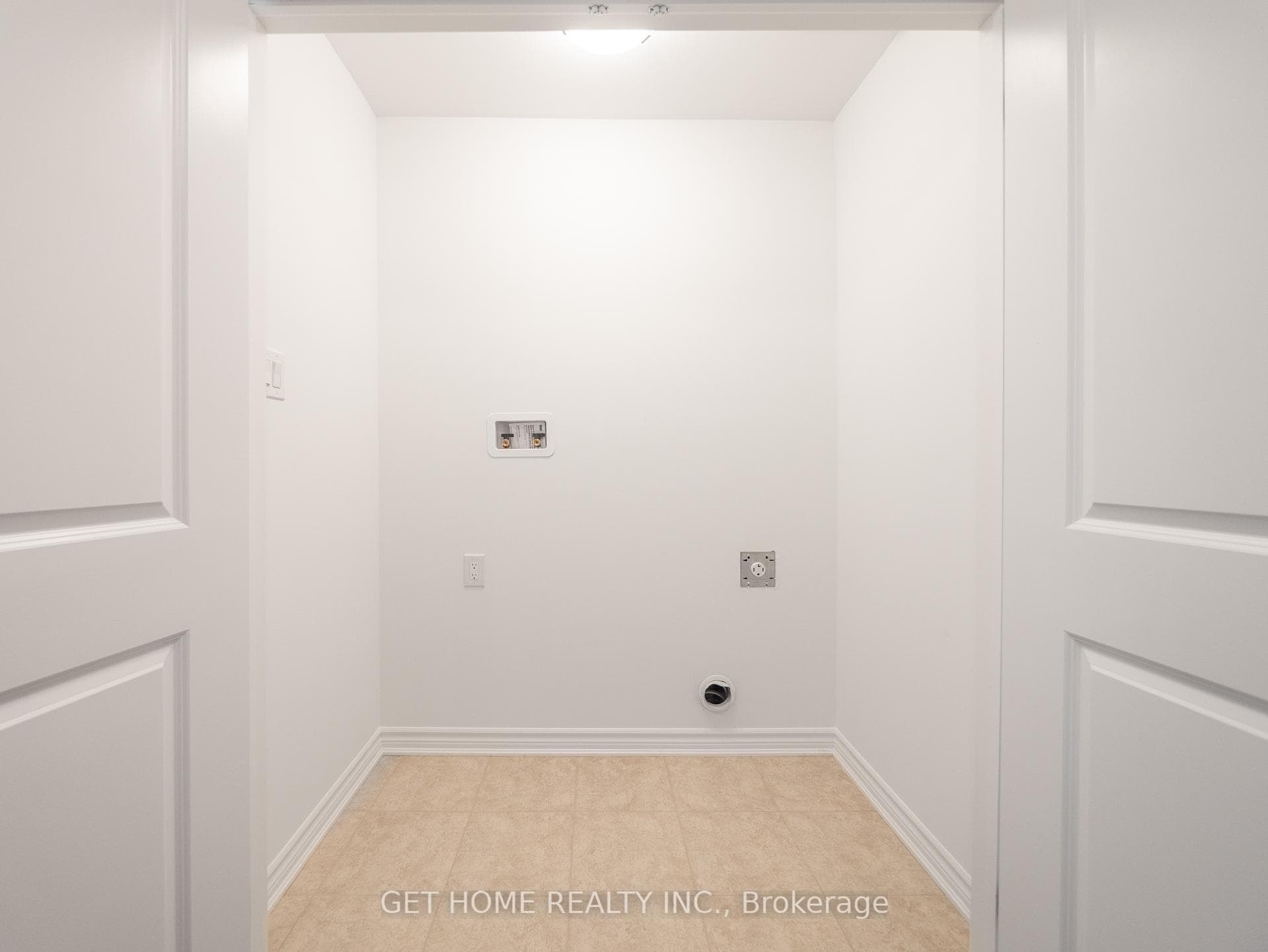 1697 Dance Court photo 36
