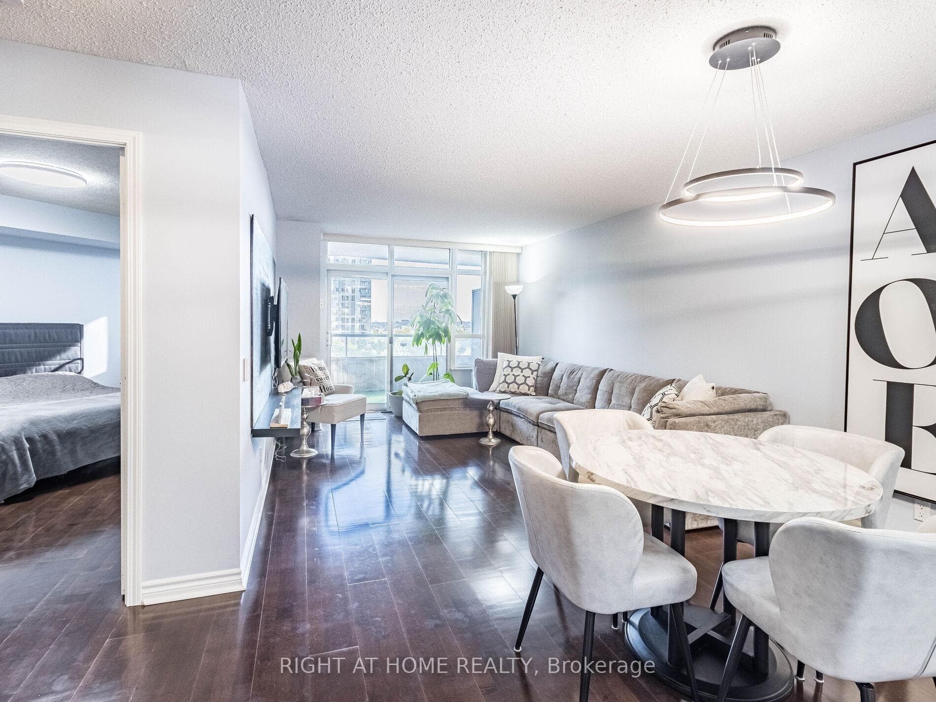 35 Kingsbridge Garden Circle Unit 701 photo 10