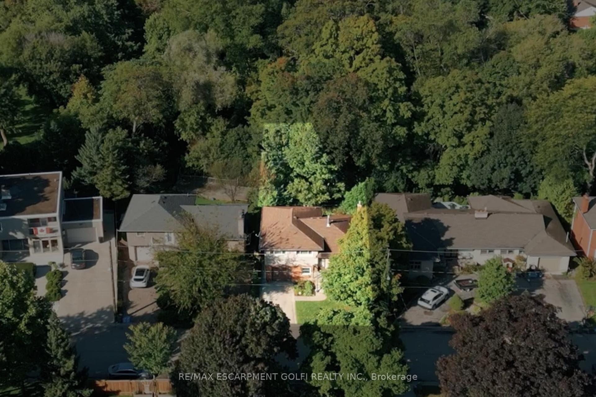 112 Bertram Drive photo 3