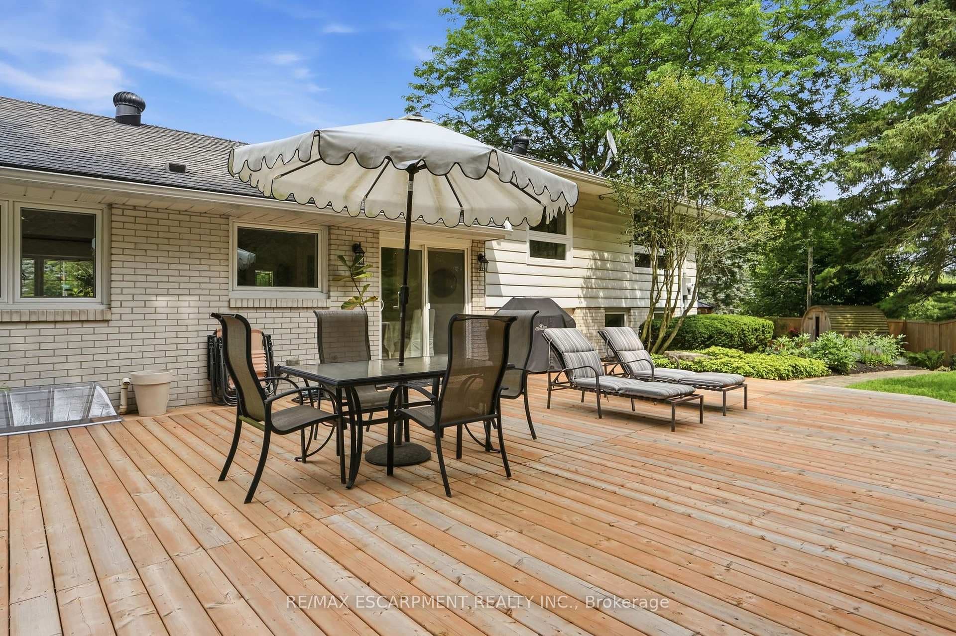 2 Jameson Drive photo 41