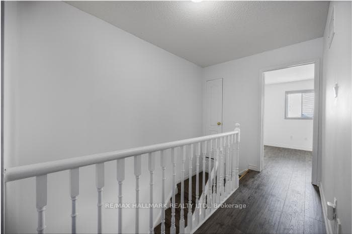 19 Parktree Drive photo 17