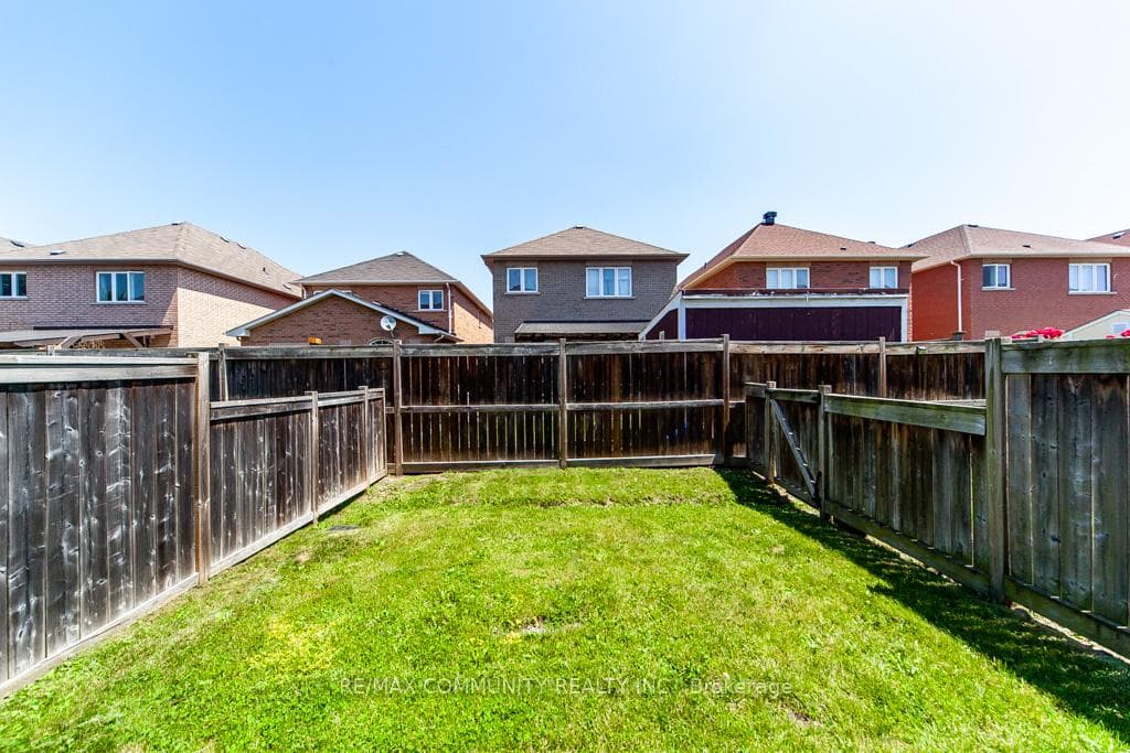 3150 Erin Centre Boulevard Unit 22 photo 38
