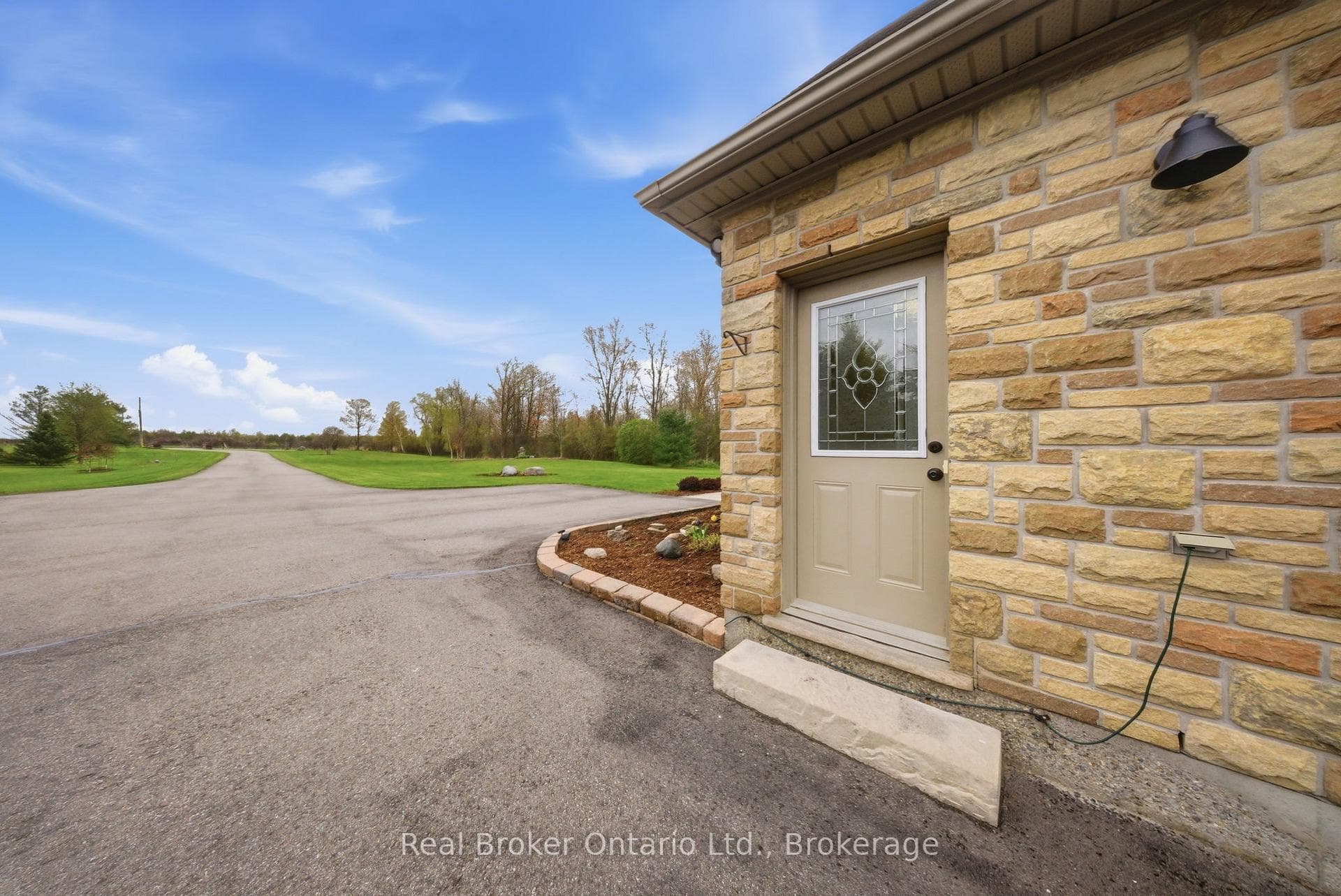 4760 Nassagaweya-Puslinch Townline photo 39