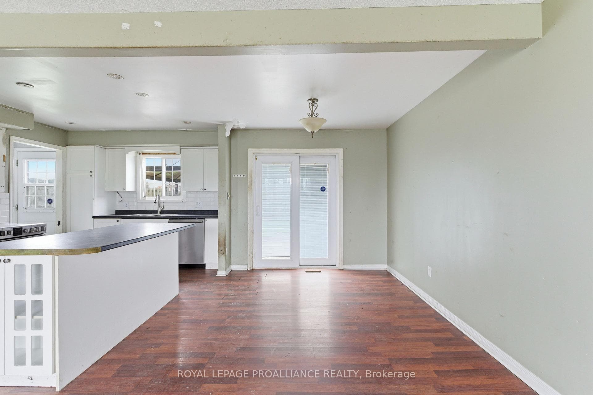 1306 Brockmount Place photo 6