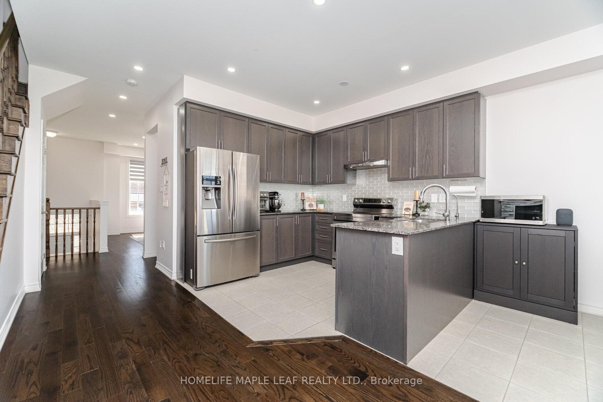 30 Agava Street photo 9