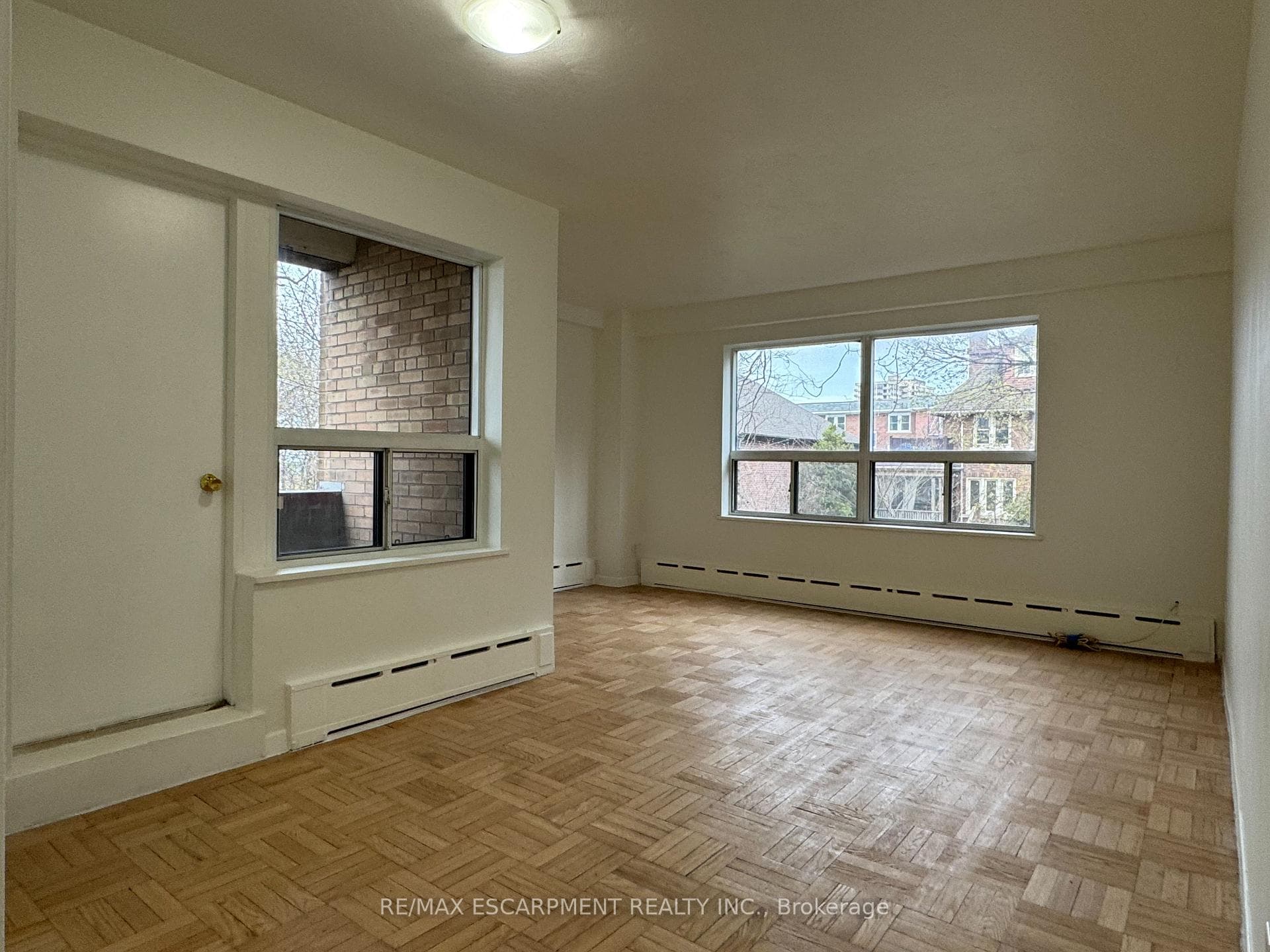 325A James Street Unit 106 photo 3