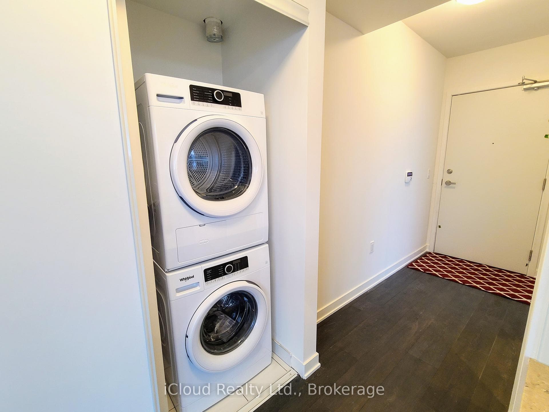 Stack up laundry