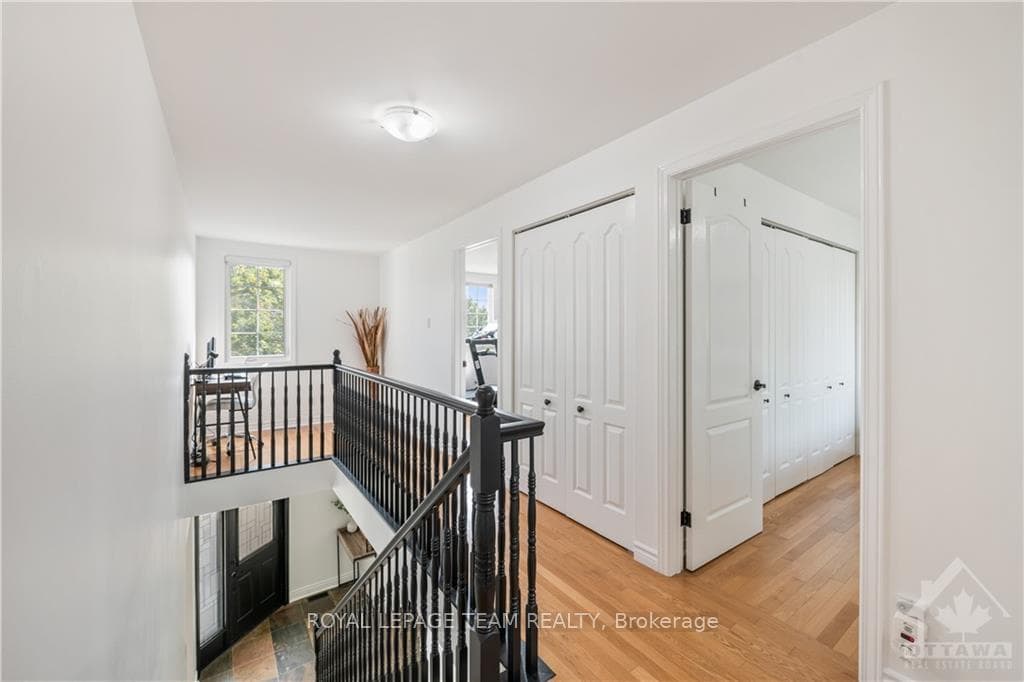 60 FRAMINGHAM Crescent photo 13